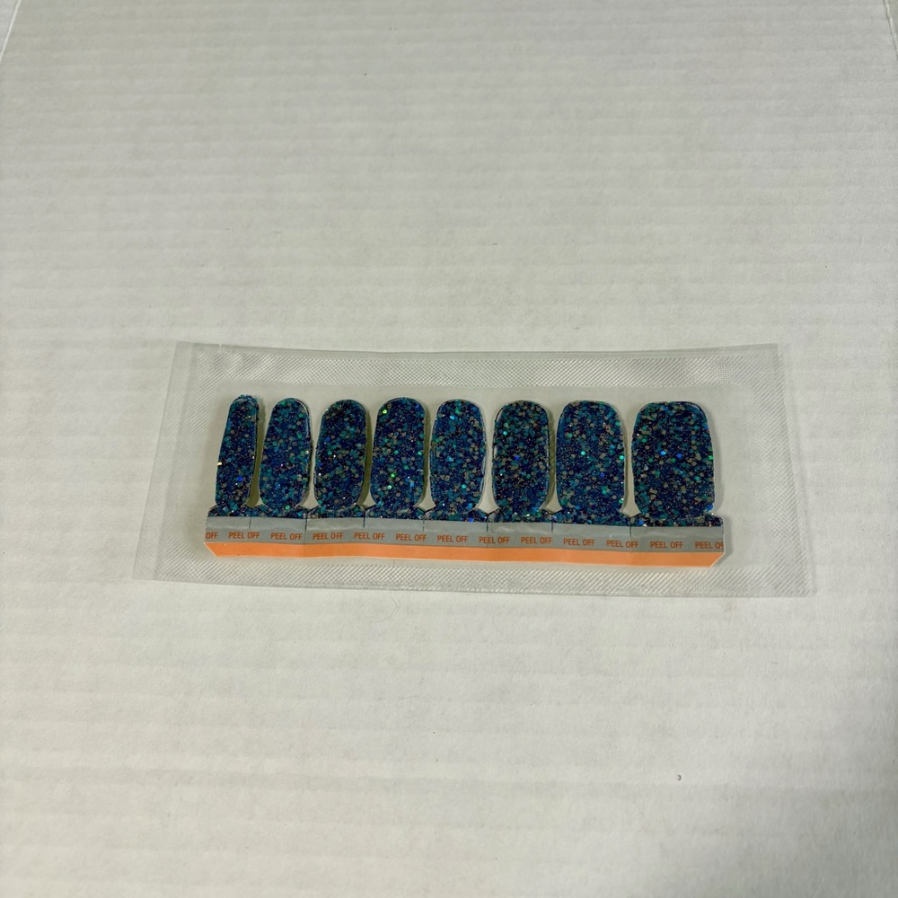 *Retired* Color Street: Mardi Gras | Blue Purple Teal Silver Glitter Party - Picture 3 of 15